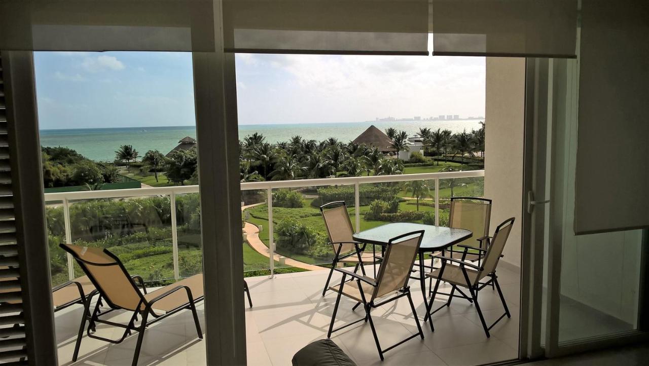 Апартаменты Swim The Caribbean & Work With A View Канкун Экстерьер фото
